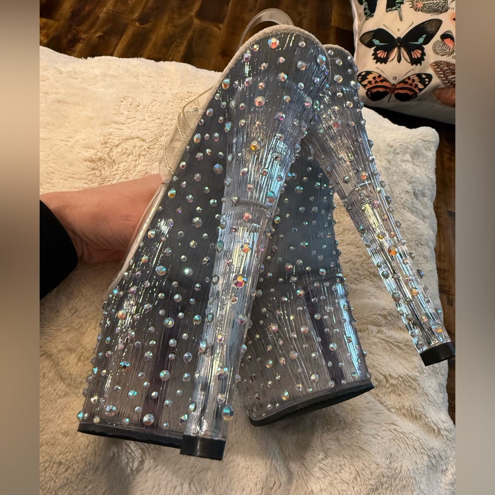 🔥 NWOT Pleaser Stardance Heels sz 7 Clear with Rhinestones! Sparkles Barbie✨ - Picture 7 of 11